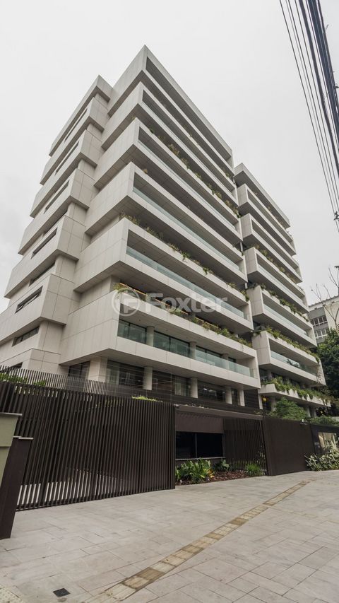 Image 4 - 827451