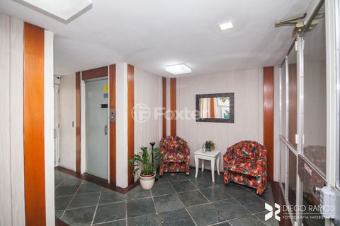 Image 8 - 918238
