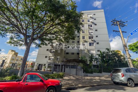 Image 11 - 851566