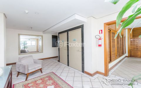Image 7 - 870898
