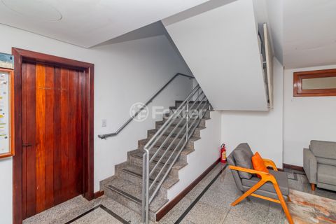 Image 19 - 306659