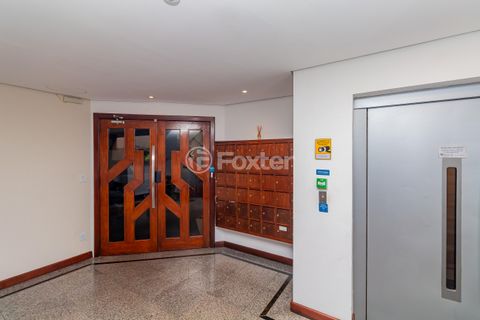 Image 17 - 306659