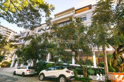 Image 7 - 877842