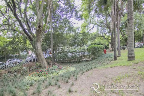 Image 14 - 886621