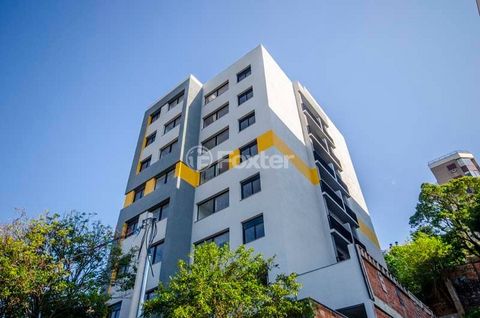 Image 8 - 889911