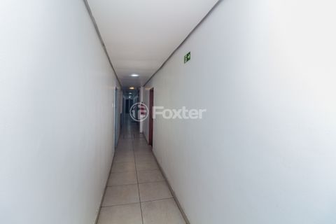 Image 14 - 829443