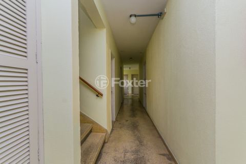 Image 17 - 395693