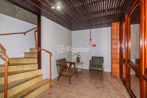 Image 4 - 915569