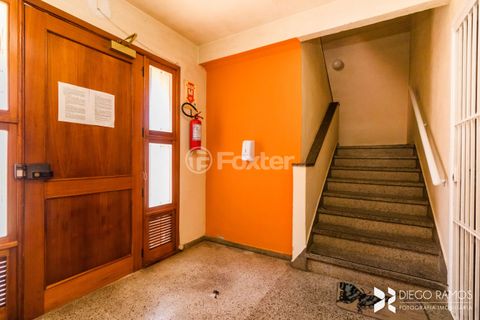 Image 7 - 872787