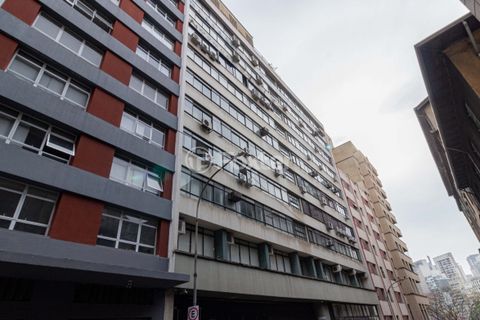 Image 14 - 915818