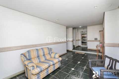 Image 4 - 915573