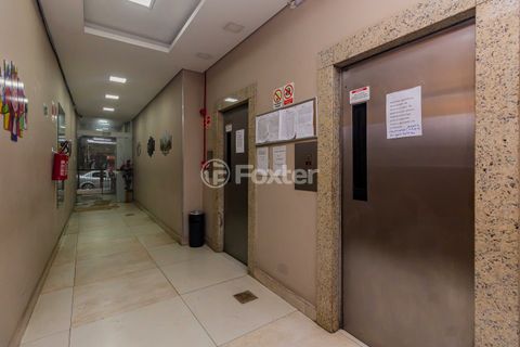Image 14 - 848958