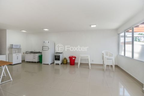 Image 11 - 887304