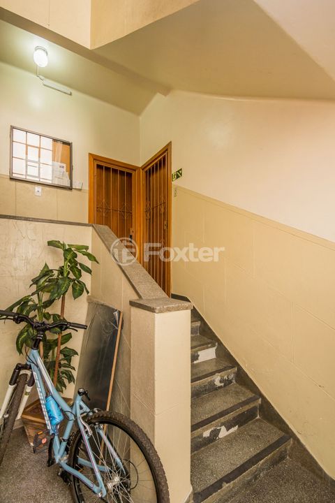 Image 11 - 918177