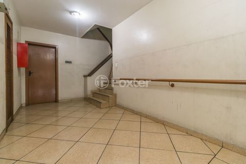 Image 4 - 917378