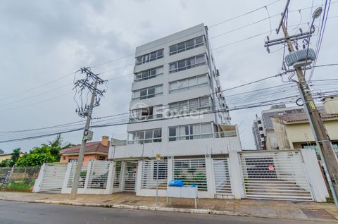 Image 11 - 928309