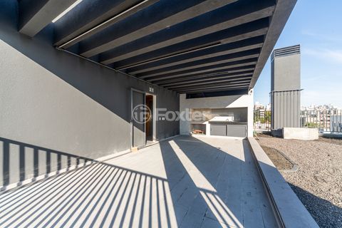 Image 9 - 228615