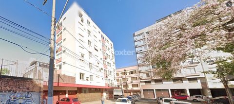 Image 9 - 883056