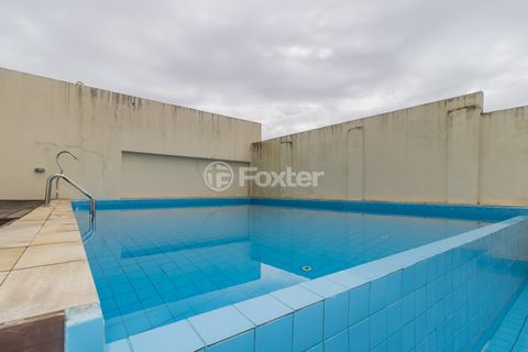Image 8 - 883957
