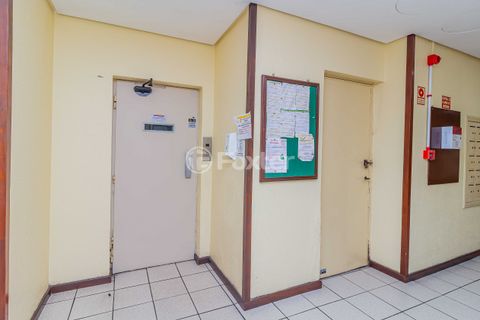 Image 15 - 916764
