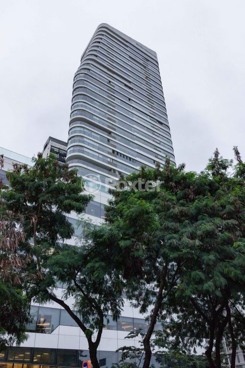Image 12 - 828934