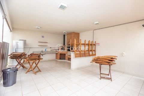 Image 11 - 885089