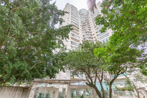 Image 1 - 916067