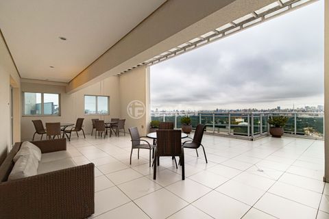 Image 19 - 916067