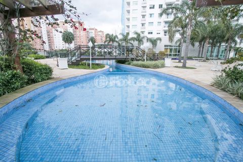 Image 16 - 878403