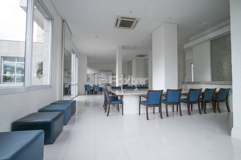 Image 19 - 891860