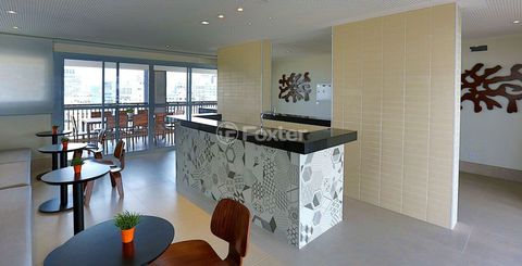 Image 19 - 892519