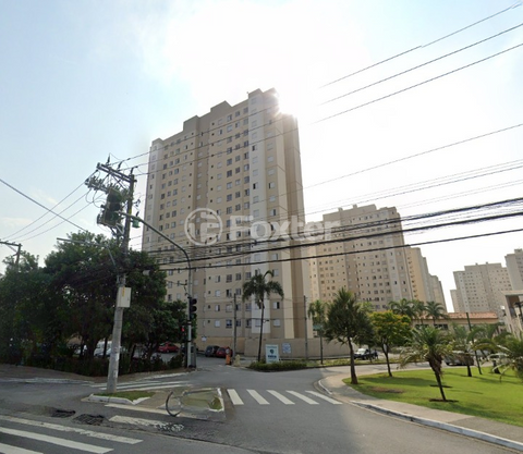 Image 10 - 874322