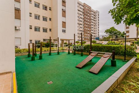 Image 17 - 883039