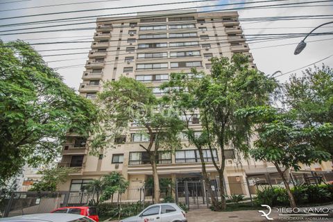 Image 9 - 889259
