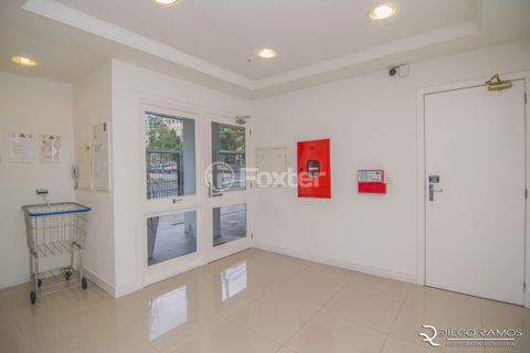 Image 5 - 903621