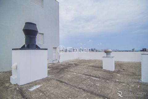 Image 10 - 903621
