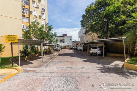 Image 11 - 876657