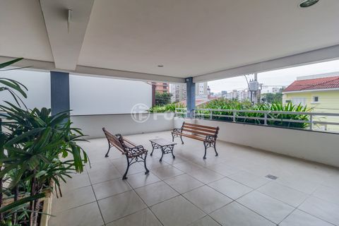 Image 19 - 338216
