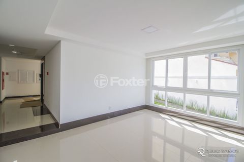 Image 10 - 859529