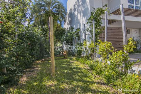 Image 10 - 932115