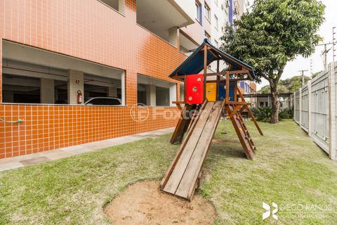 Image 14 - 856703
