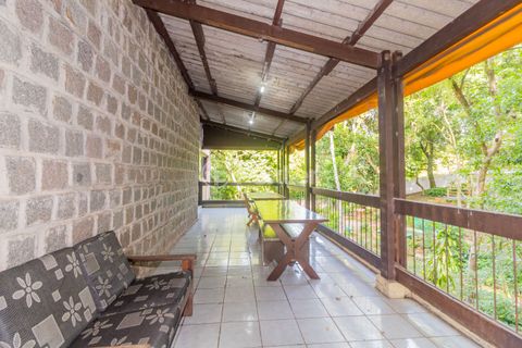 Image 17 - 241816