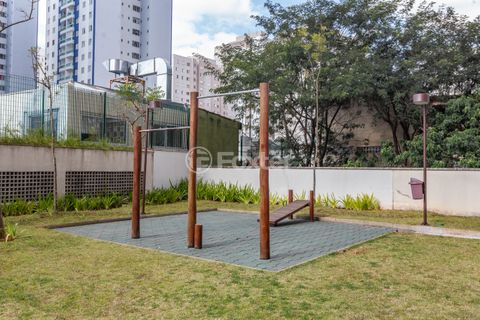 Image 17 - 862339