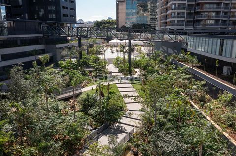 Image 9 - 939647