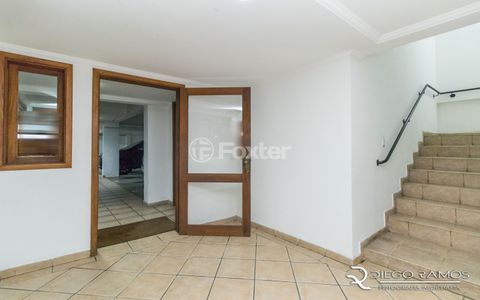 Image 2 - 916832
