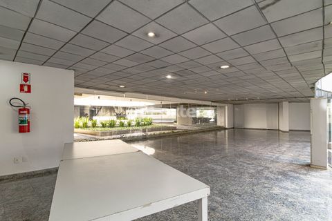 Image 14 - 884942