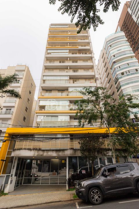 Image 7 - 467451