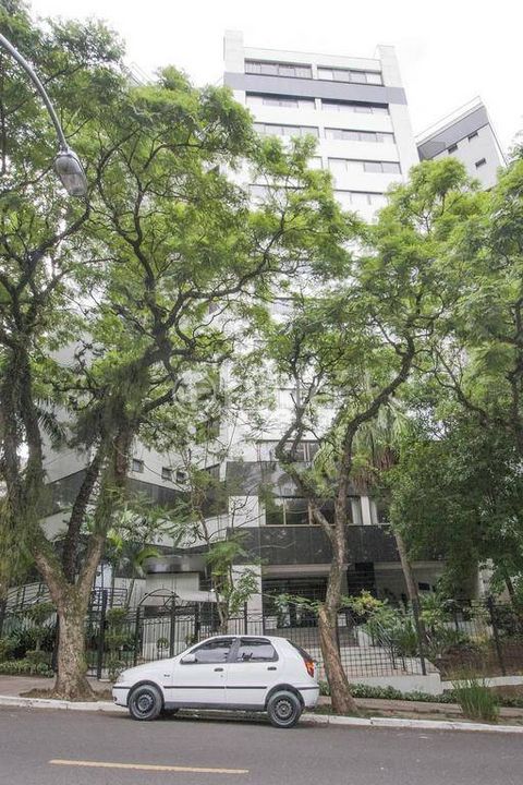 Image 7 - 930519