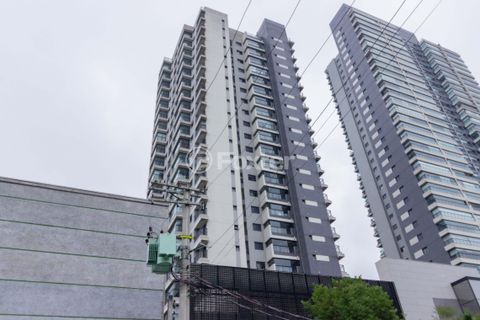 Image 18 - 874117