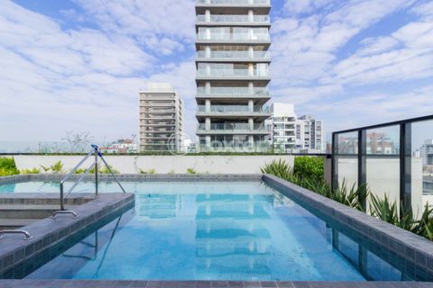 Image 12 - 882763